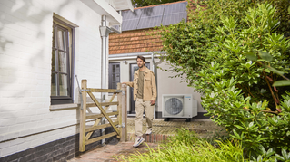 Daikin_X_Series_for_heating,_cooling_and_hot_water_supply_16-9.jpg